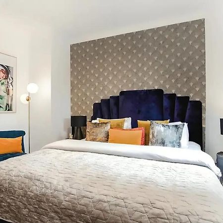 런던 Awesome Leicester Sq! Fashion Flat For Theatre Families And Happy Friends 아파트 외부 사진