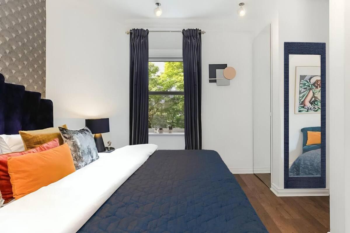 런던 Awesome Leicester Sq! Fashion Flat For Theatre Families And Happy Friends 아파트 외부 사진